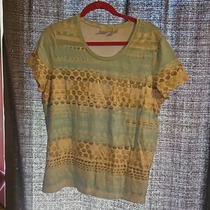 ZENERGY BY CHICO'S WOMAN SHIRT size 2